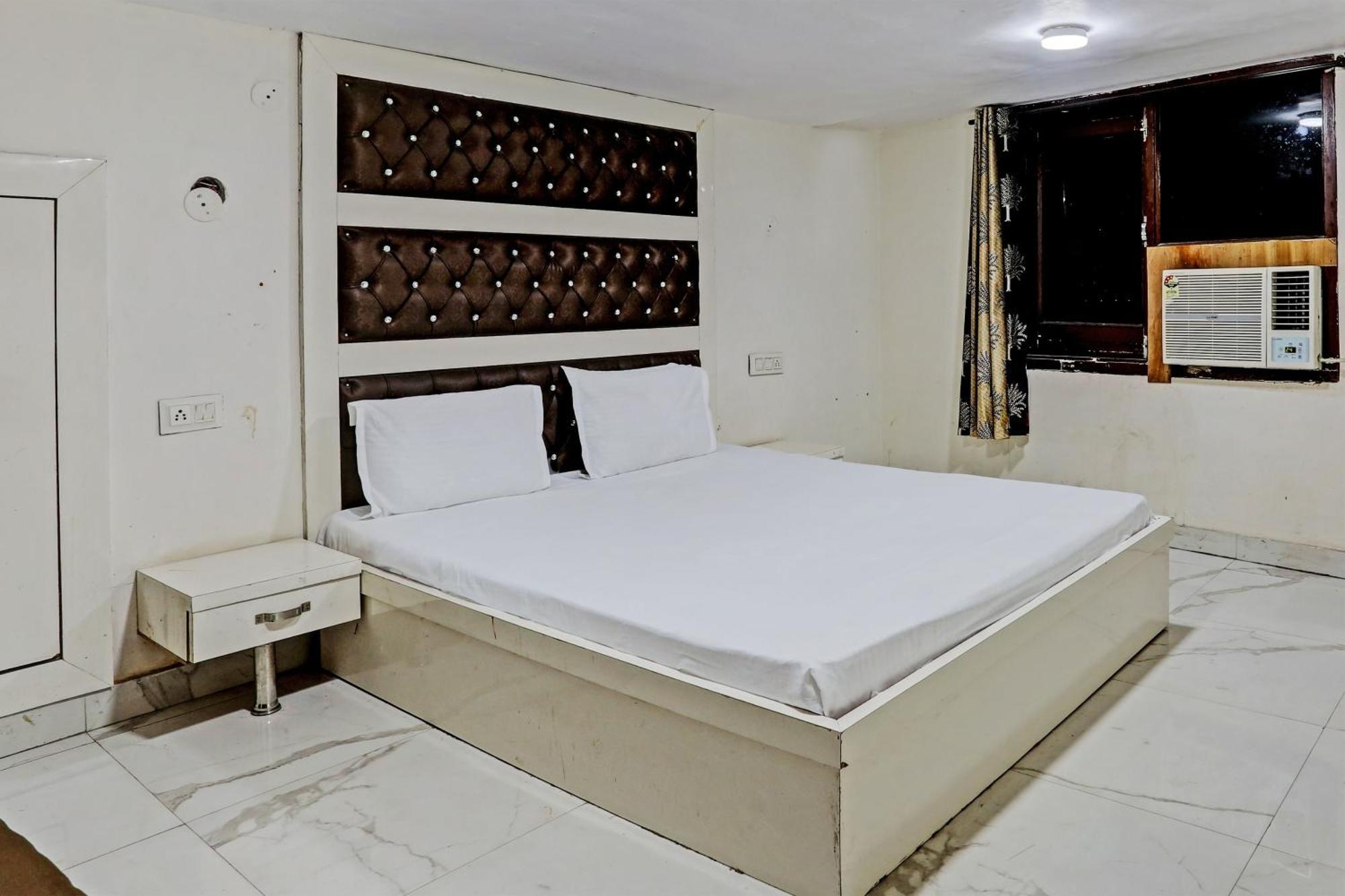 Hotel O Saffron Night Stay Amritsar Esterno foto