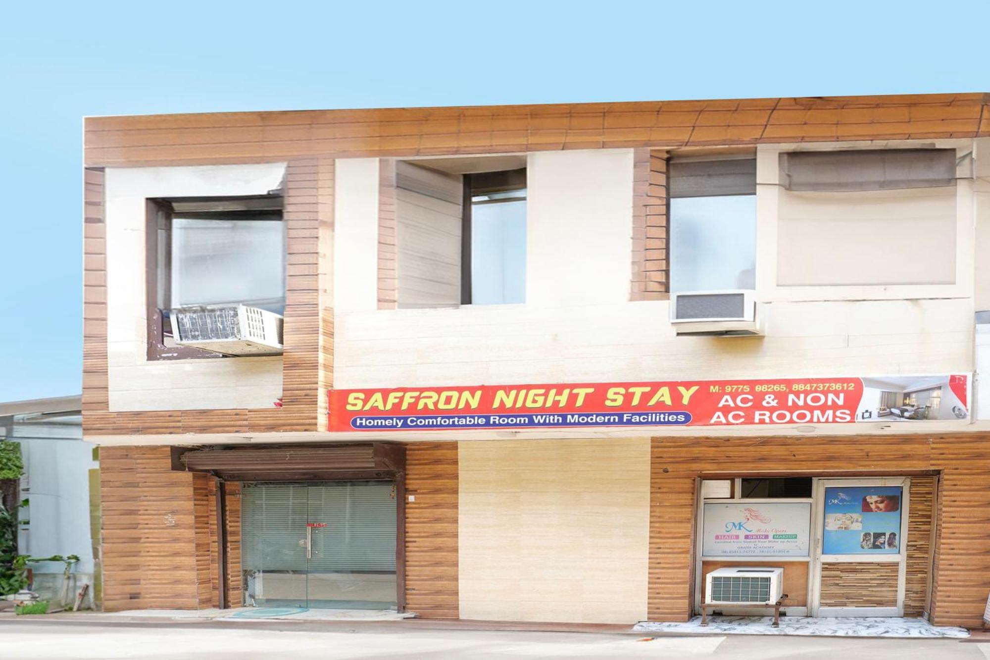 Hotel O Saffron Night Stay Amritsar Esterno foto