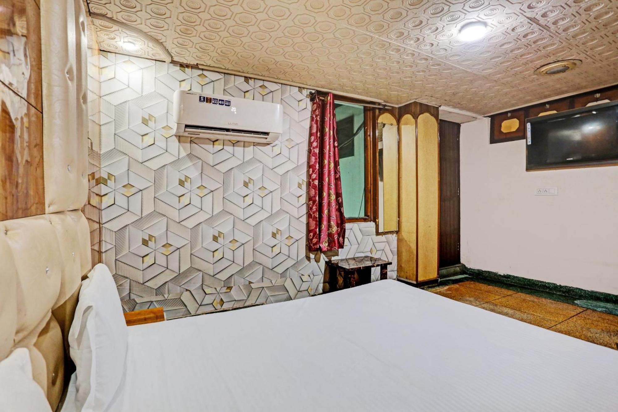 Hotel O Saffron Night Stay Amritsar Esterno foto