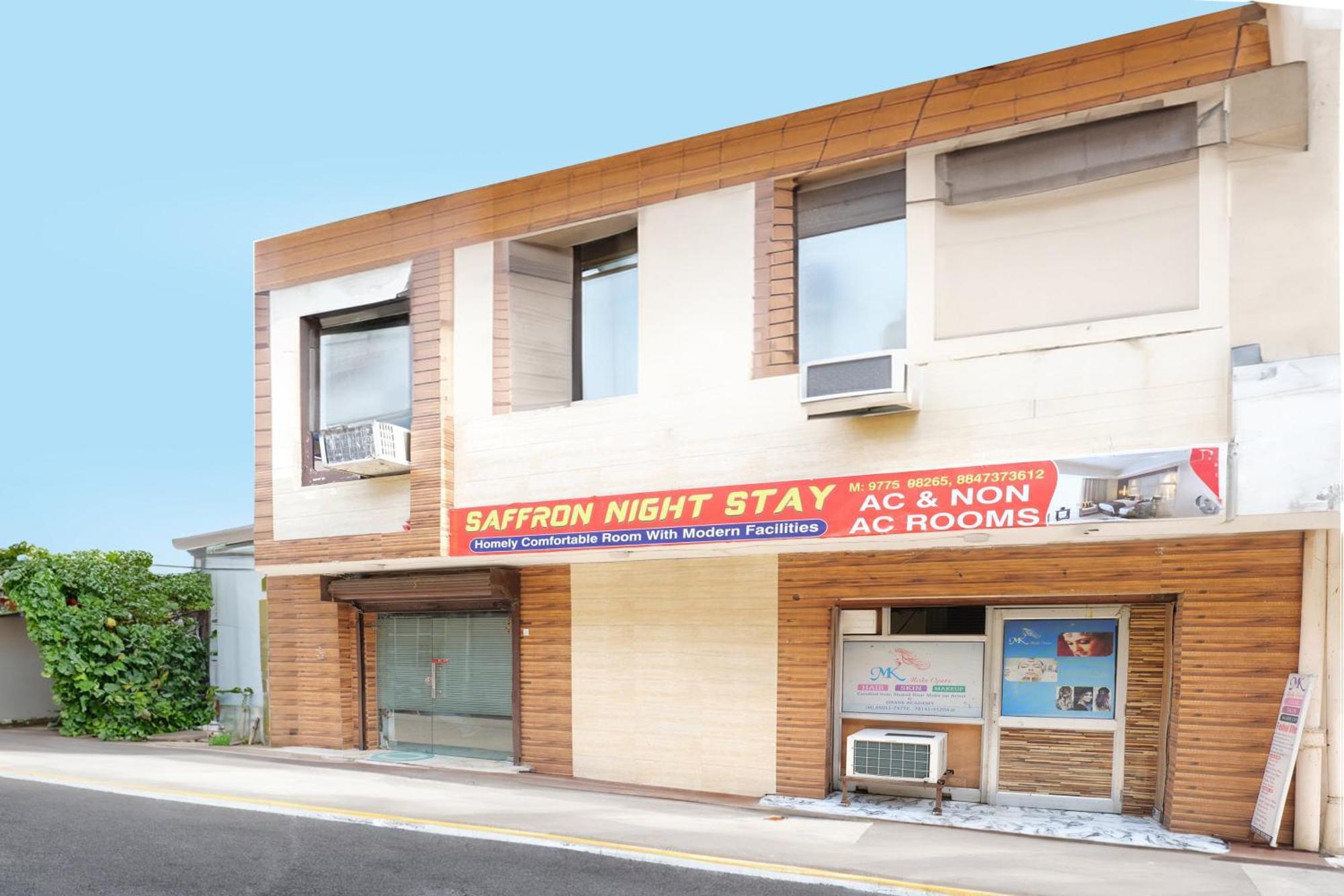 Hotel O Saffron Night Stay Amritsar Esterno foto